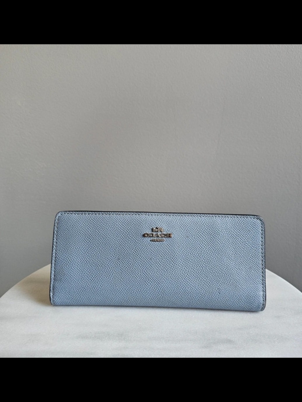 Coach Slim Wallet - Picture 4 of 7